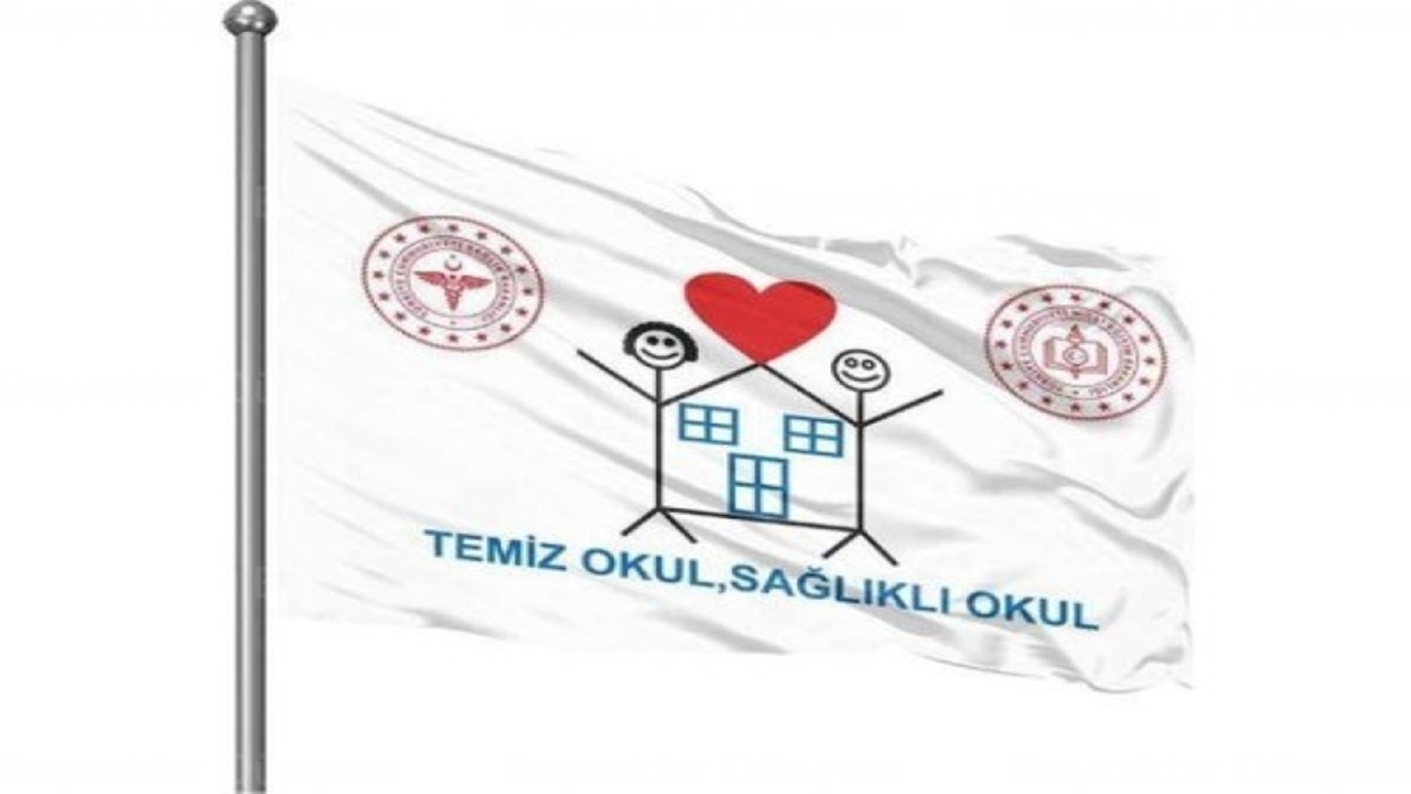 İhtişam Katan Gönder Bayrak Modelleri